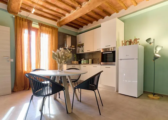 Cozy Apartment With A View In San Miniato