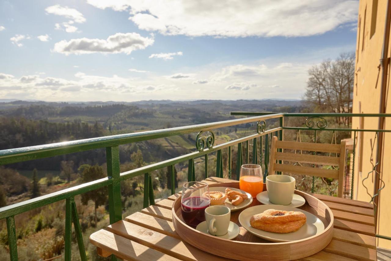 Apartment Cozy With A View In